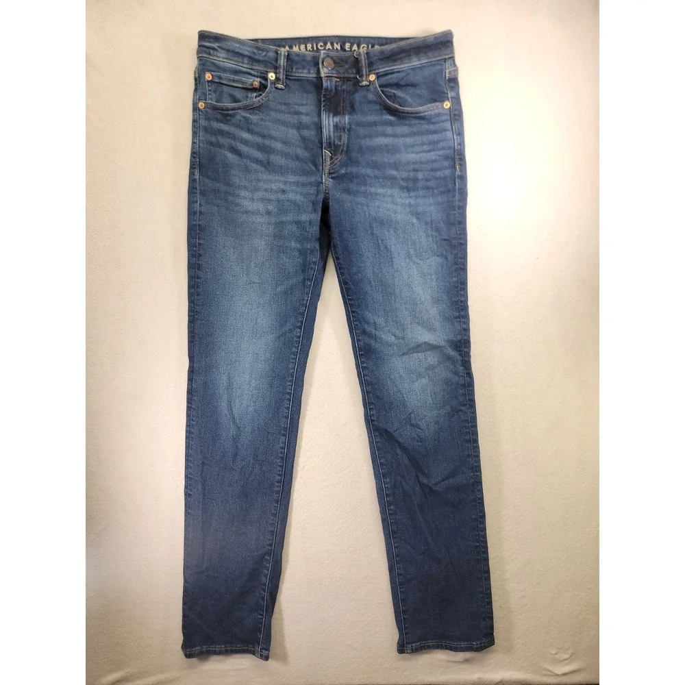 American Eagle Airflex + Slim Straight Jeans Medium Wash 32x34 (measures 32x33)‎